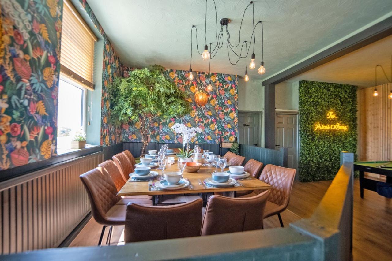 Entire Venue With Accommodation Sleeps Up To 19 - Waterfall Country Escape Wales Coelbren Bagian luar foto